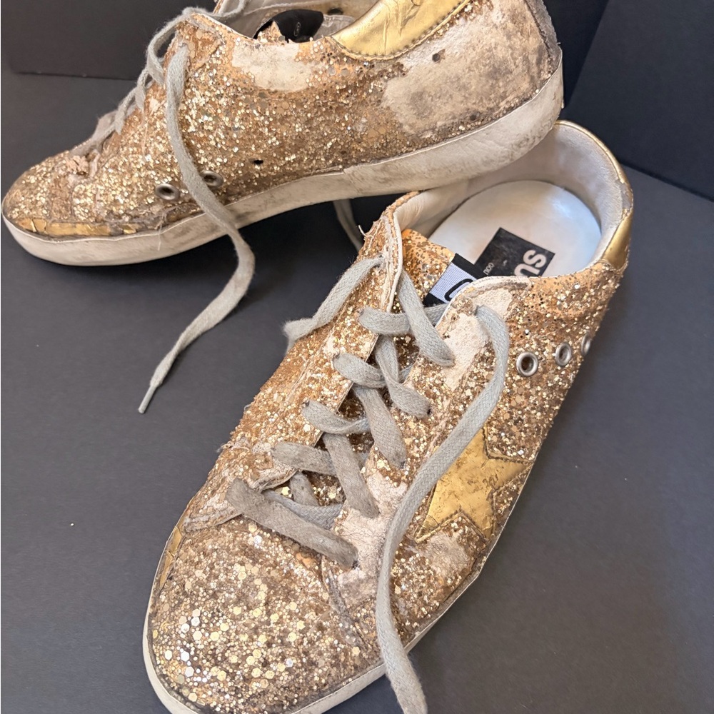 Golden Goose Women's Gold Glitter Low-Top Sneakers with Metallic Star - Picture 5 of 16